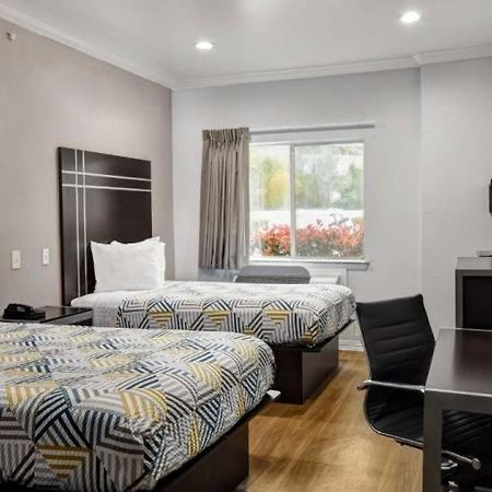 Motel 6 Humble, Tx - Houston International Airport מראה חיצוני תמונה