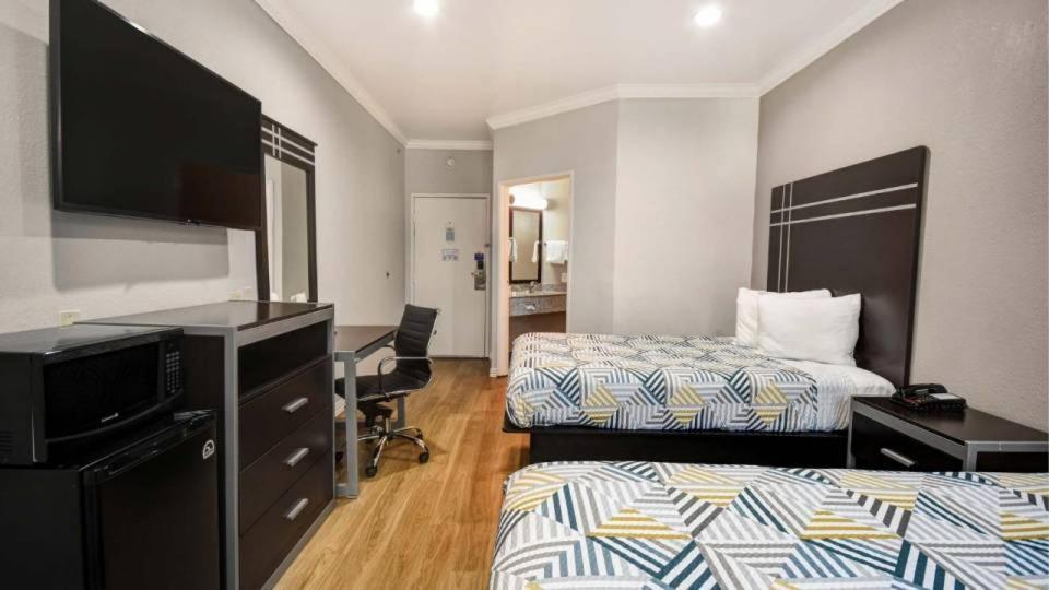 Motel 6 Humble, Tx - Houston International Airport מראה חיצוני תמונה
