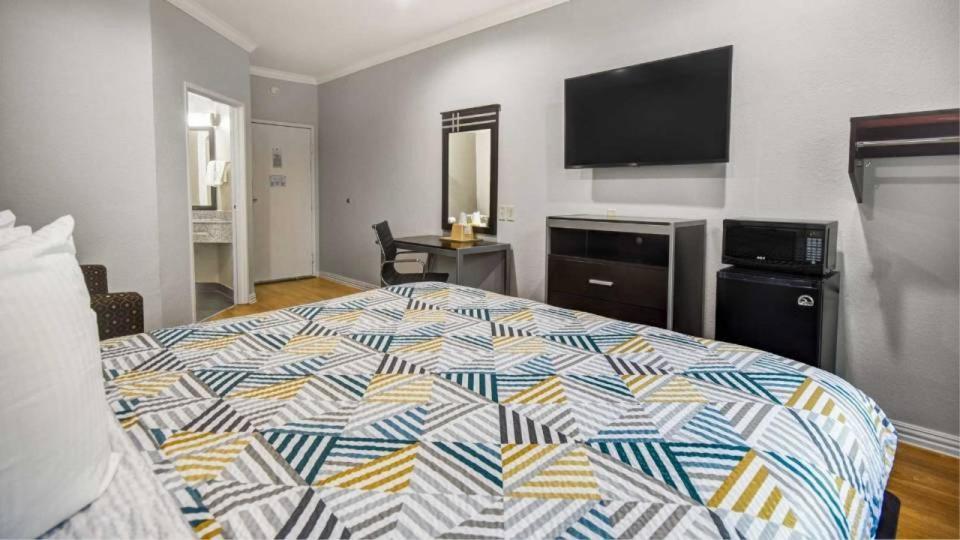 Motel 6 Humble, Tx - Houston International Airport מראה חיצוני תמונה