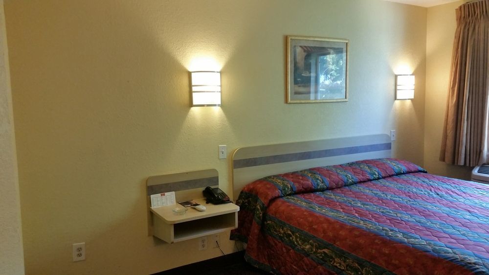 Motel 6 Humble, Tx - Houston International Airport מראה חיצוני תמונה