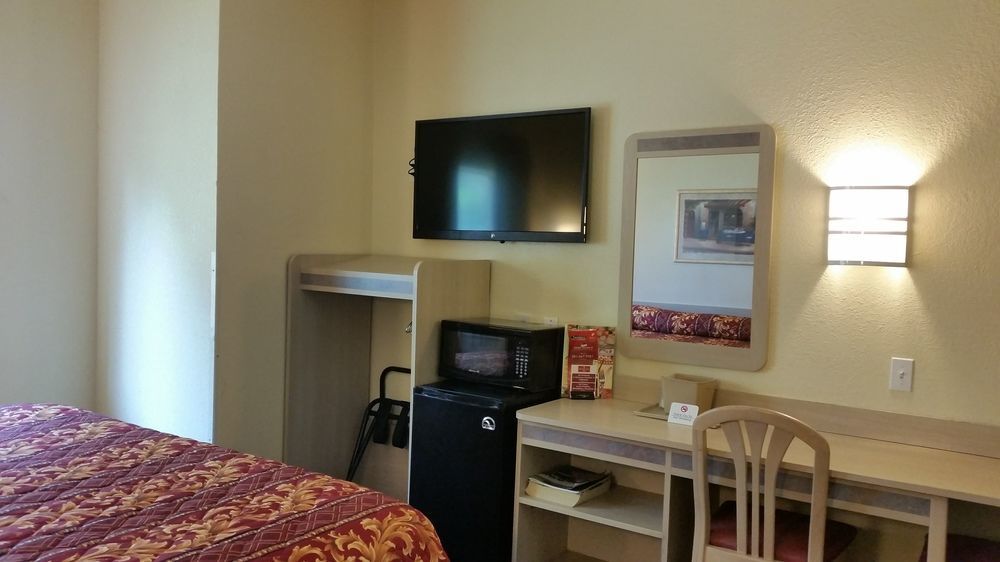 Motel 6 Humble, Tx - Houston International Airport מראה חיצוני תמונה