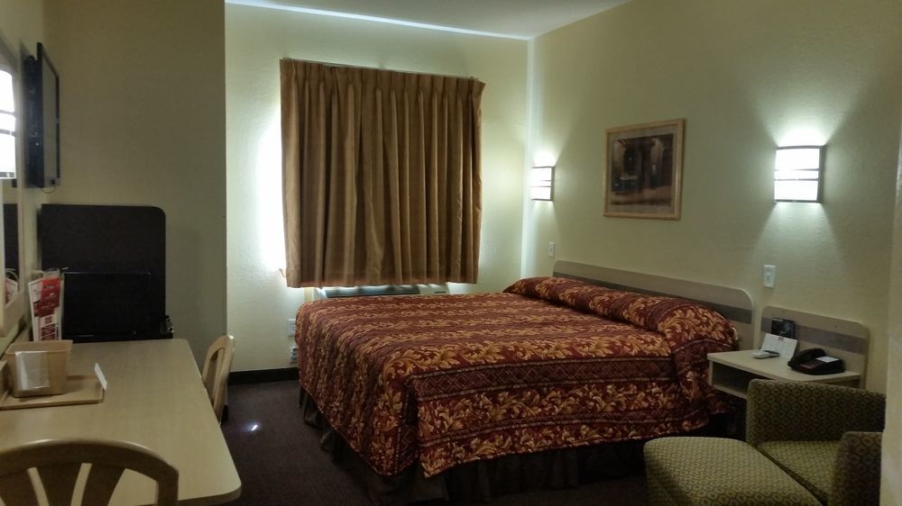 Motel 6 Humble, Tx - Houston International Airport מראה חיצוני תמונה